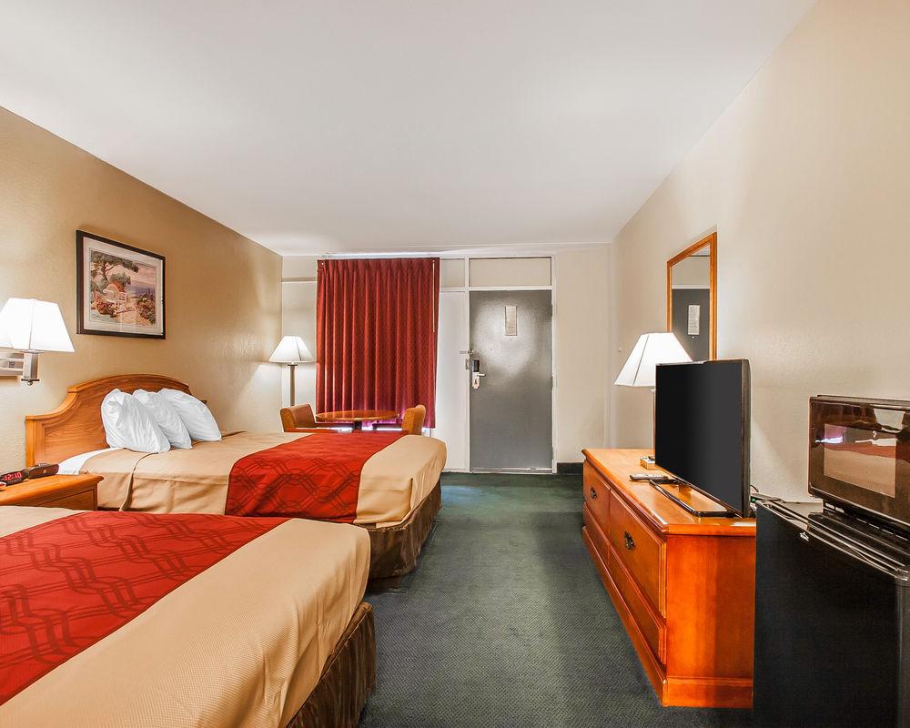Econo Lodge Cullman Esterno foto