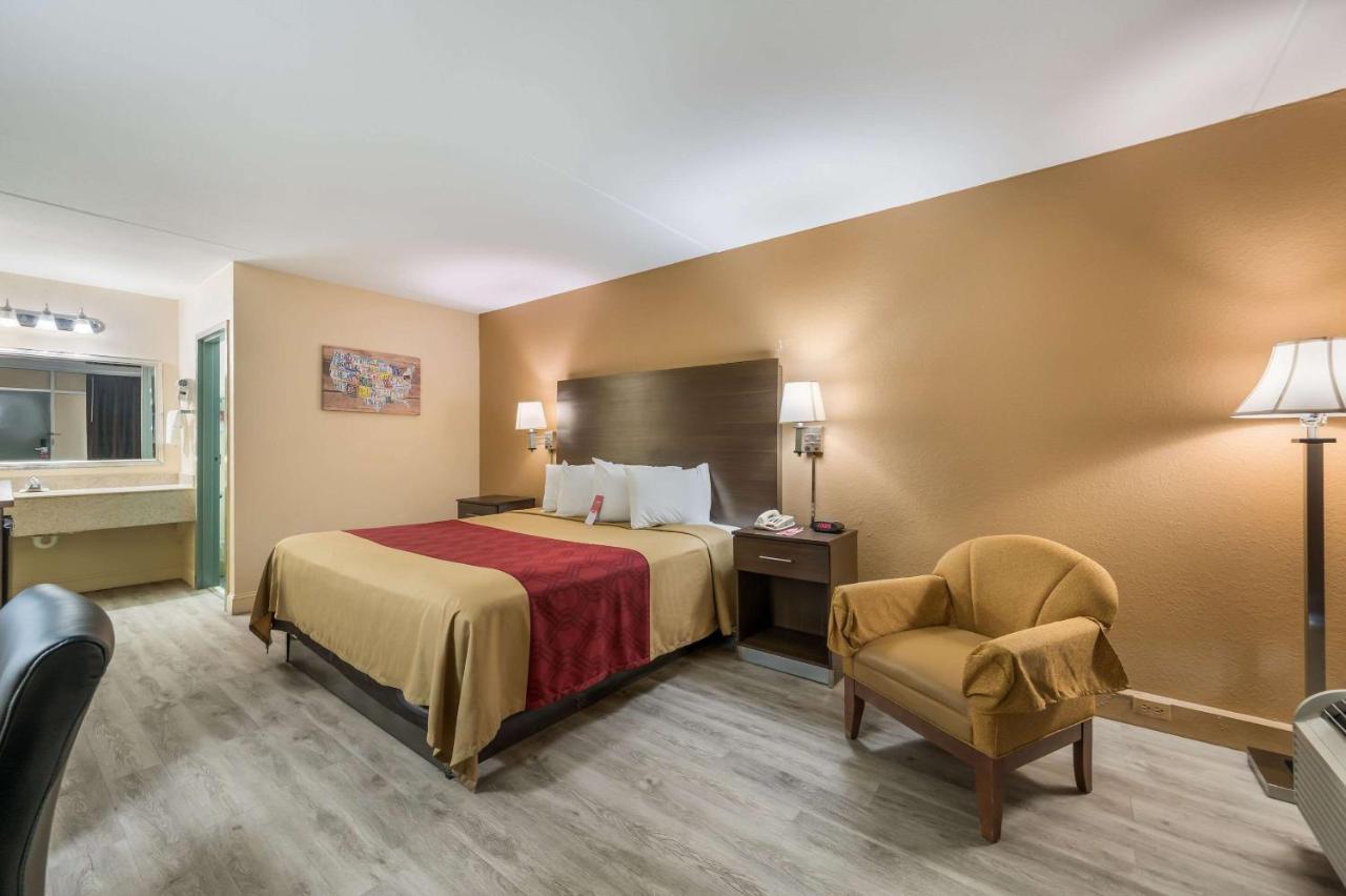 Econo Lodge Cullman Esterno foto