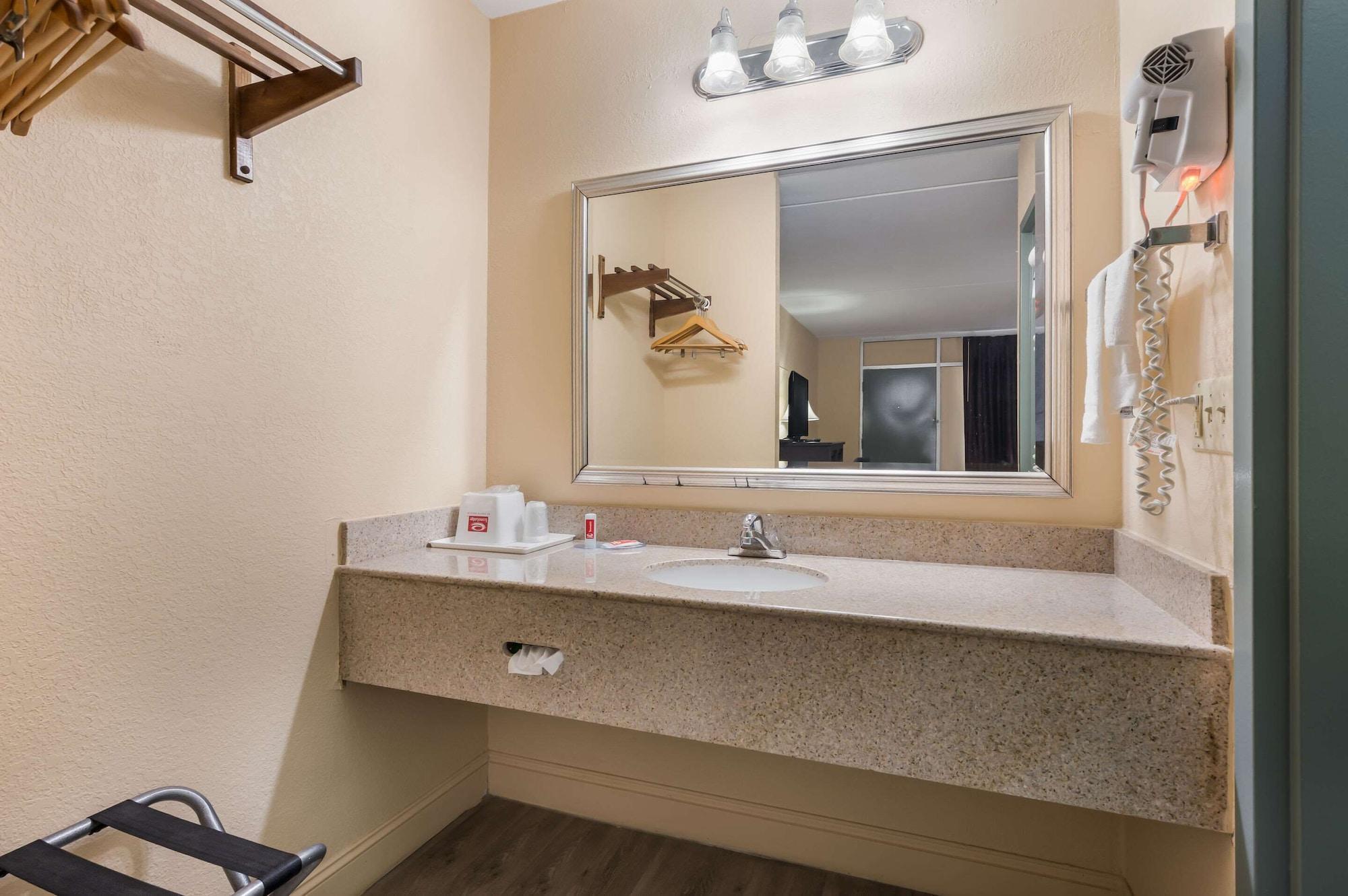 Econo Lodge Cullman Esterno foto